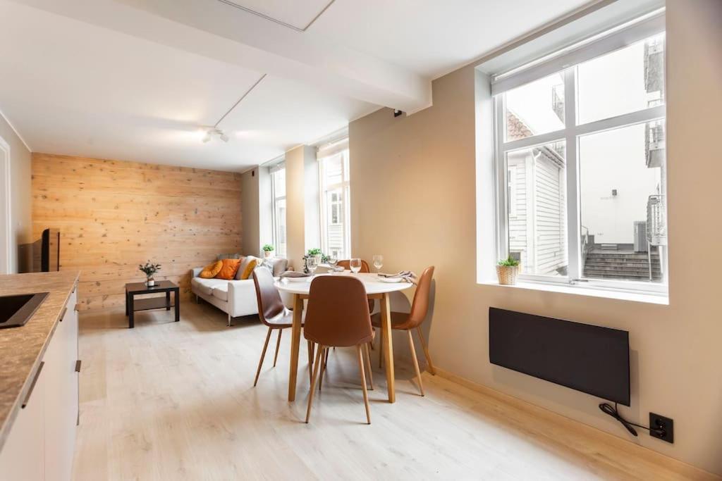 New! Modern Apartment In Historic Area Of Bergen! Dış mekan fotoğraf